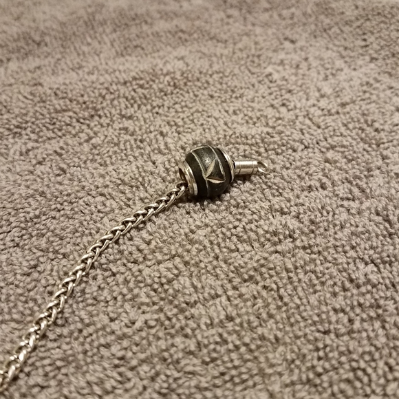 Seldom worn Brighton charm necklace - Picture 5 of 7